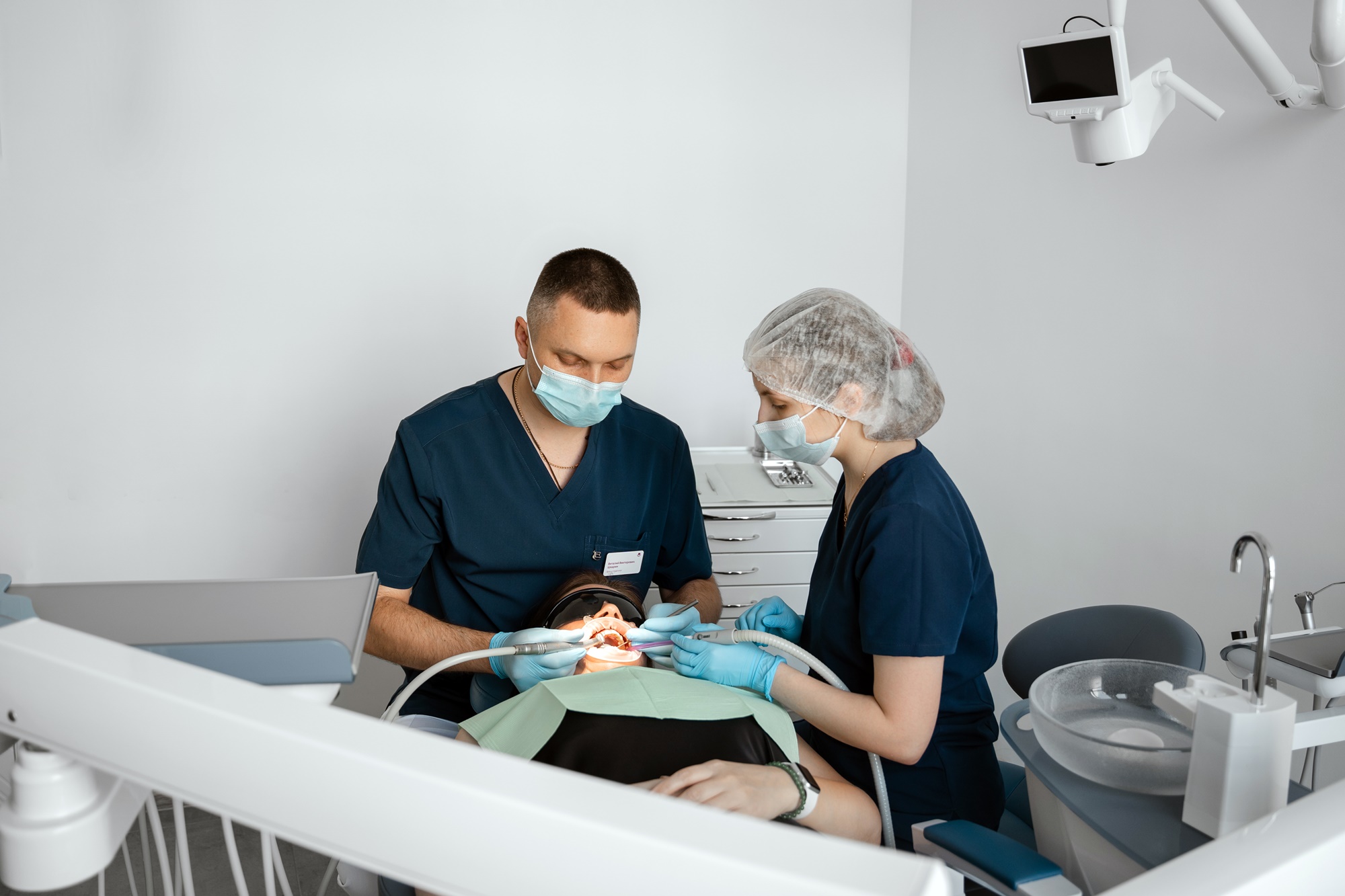 Удаление дистопированного зуба